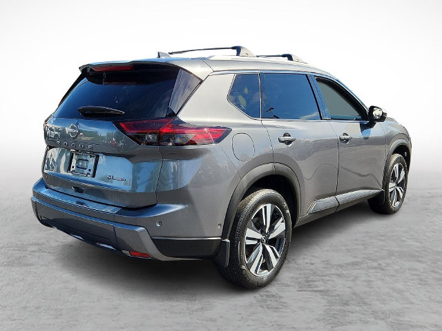 Used 2024 Nissan Rogue SL w/ SL Premium Package AWD/4WD image 6