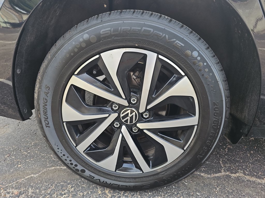 Used 2024 Volkswagen Jetta S FWD image 32
