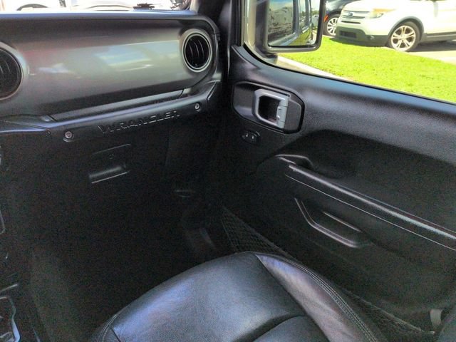 Used 2019 Jeep Wrangler Unlimited Sport S AWD/4WD image 17