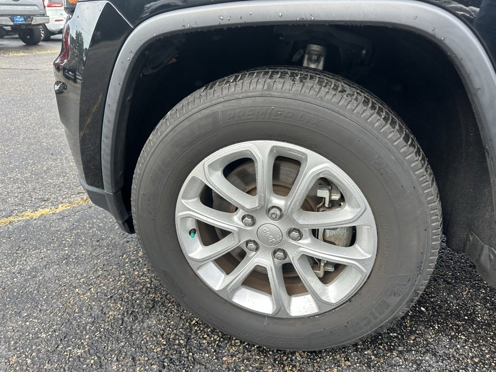 Used 2021 Jeep Grand Cherokee Laredo X image 33