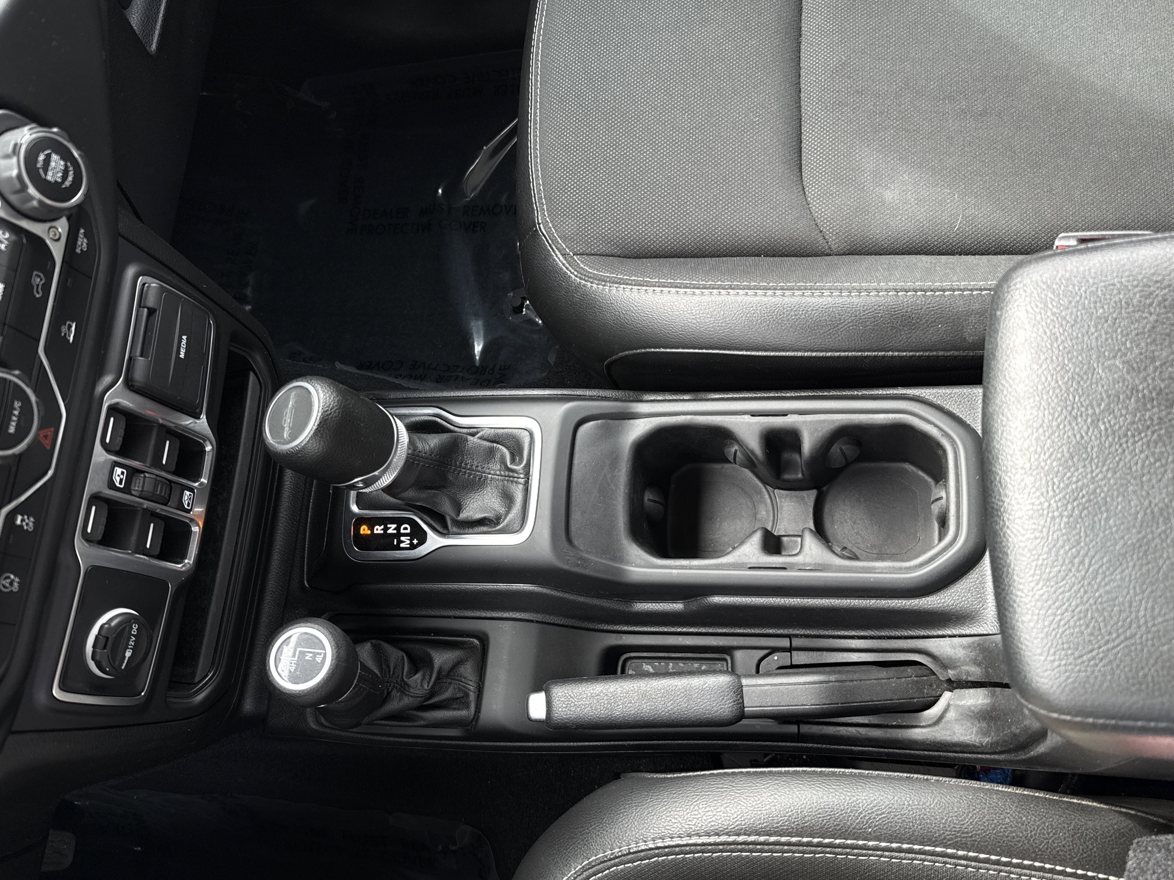 Used 2023 Jeep Gladiator Sport image 23