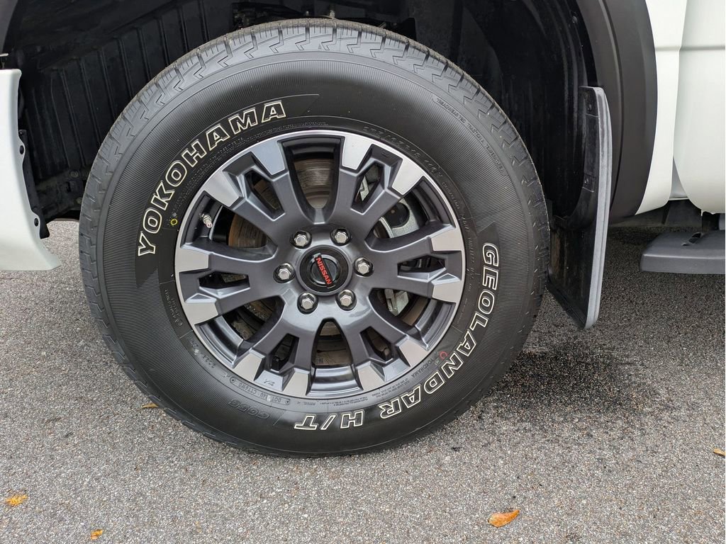 Used 2022 Nissan Titan PRO-4X image 32