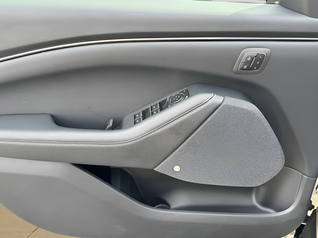 Certified 2025 Ford Mustang Mach-E Premium RWD image 33