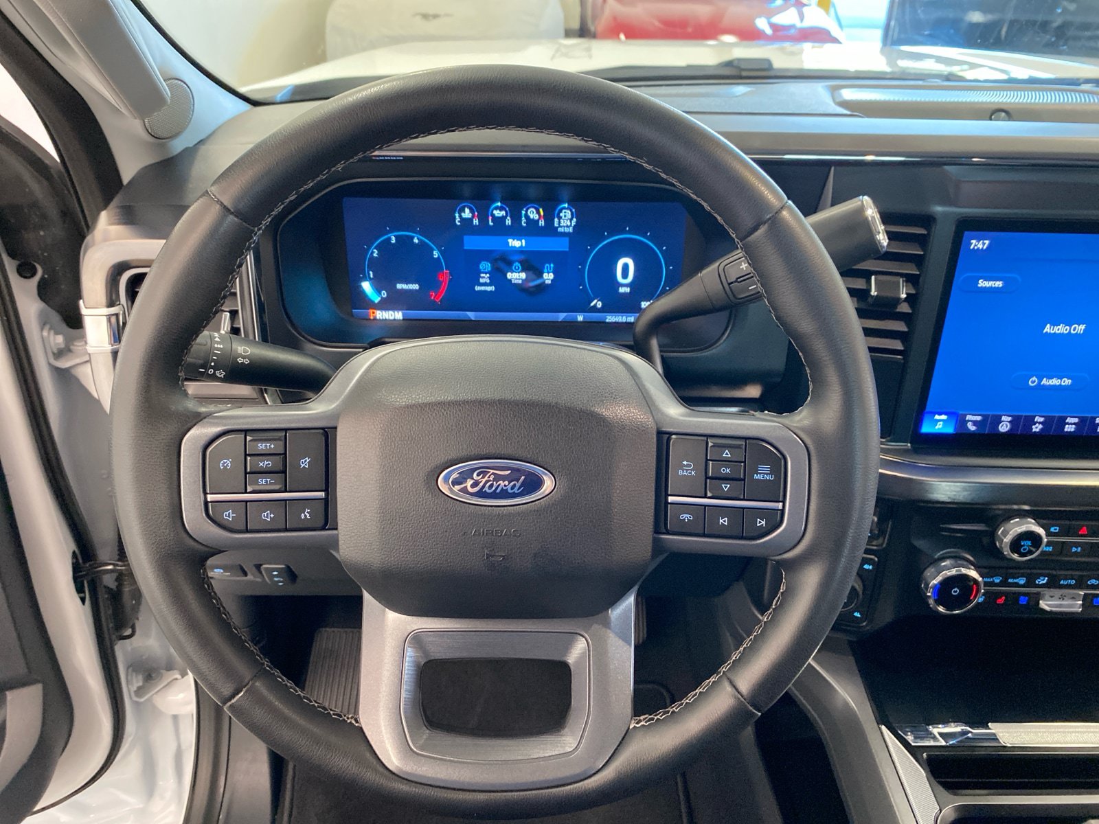 Certified 2025 Ford F350 Lariat AWD/4WD image 19