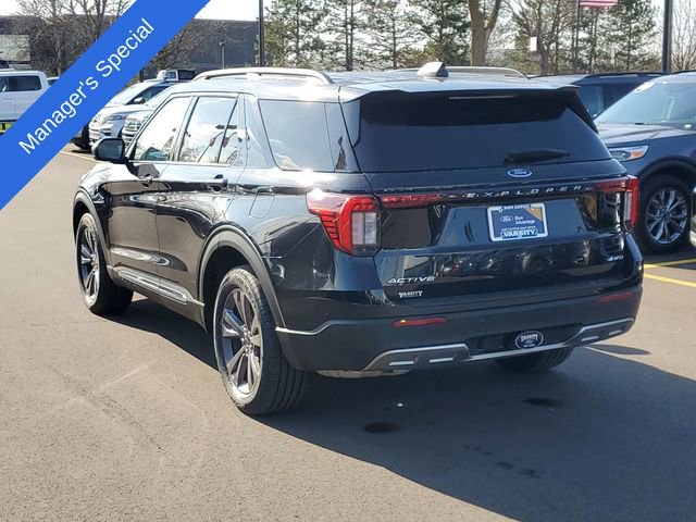 Certified 2025 Ford Explorer Active w/ Active Comfort Package AWD/4WD image 3