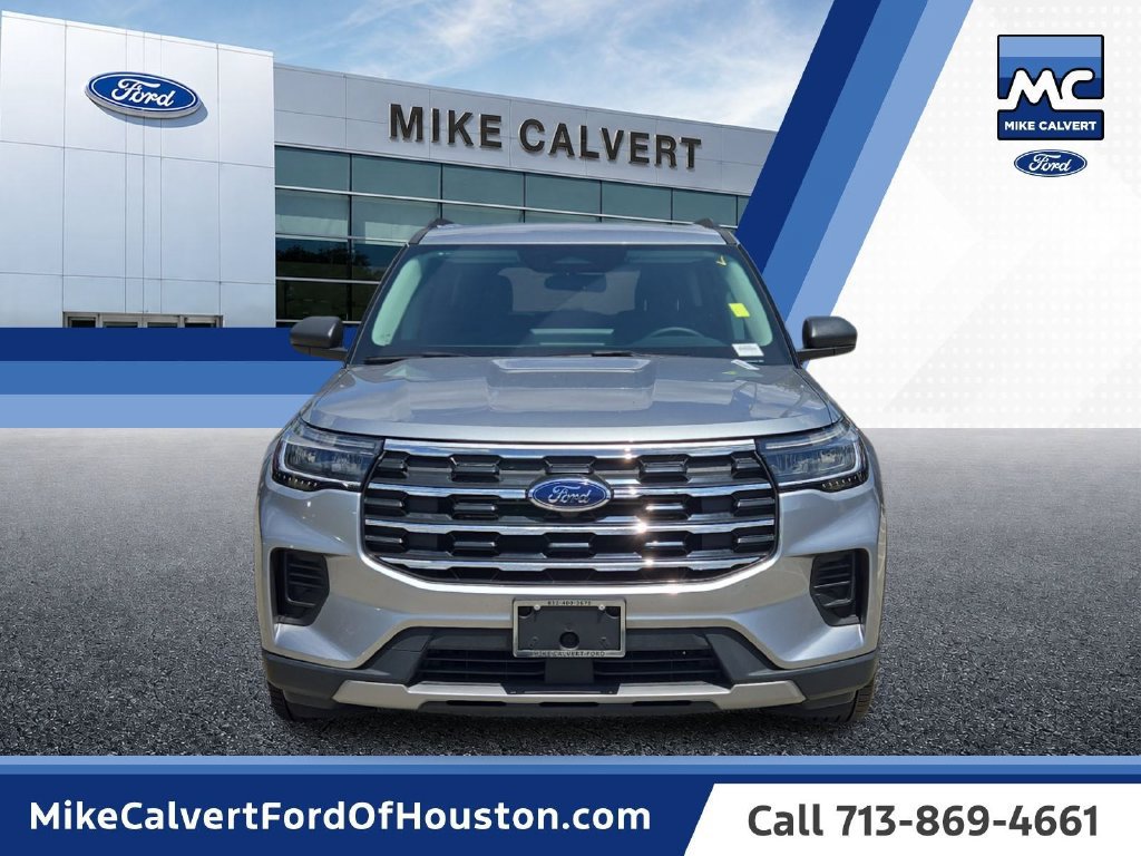 Certified 2025 Ford Explorer Active RWD image 9
