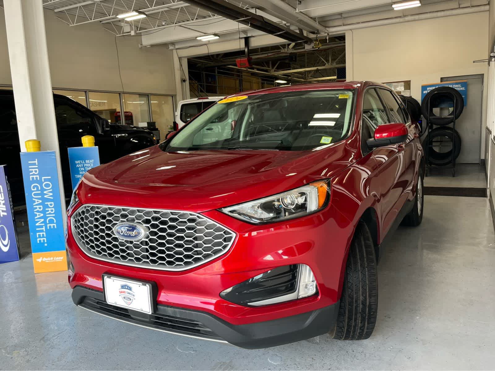 Certified 2024 Ford Edge SEL w/ Convenience Package AWD/4WD image 5