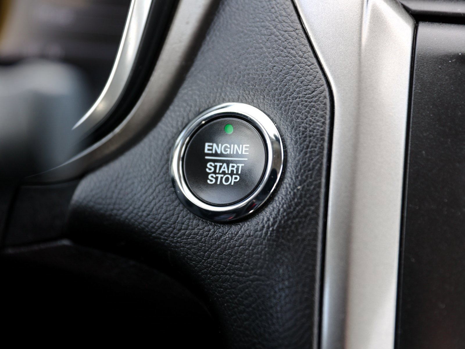 Certified 2019 Ford Fusion SE w/ Equipment Group 151A image 27