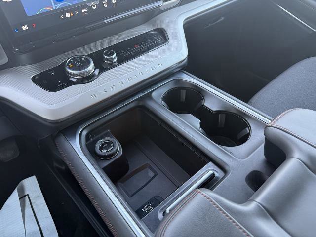 Certified 2025 Ford Expedition Max Active image 18