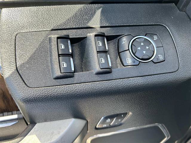 Certified 2020 Ford F150 Lariat image 27