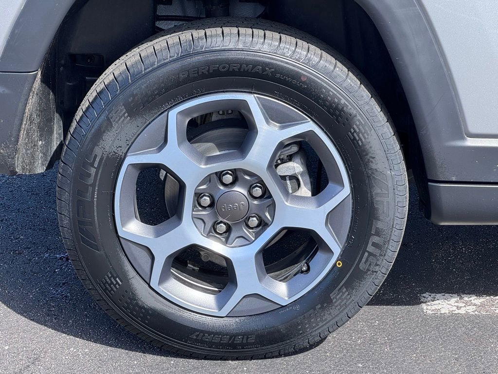 Used 2022 Jeep Compass Trailhawk AWD/4WD image 42