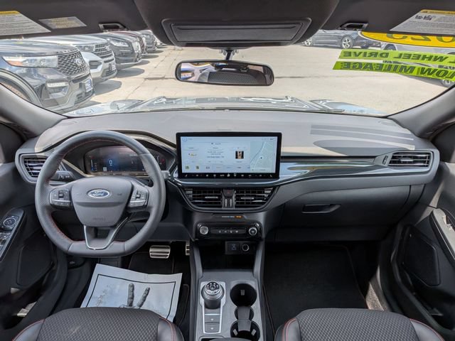 Certified 2023 Ford Escape ST-Line w/ Tech Pack #1 AWD/4WD image 17