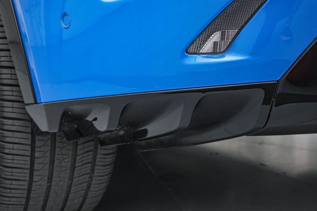 Used 2023 Jaguar F-PACE SVR image 18