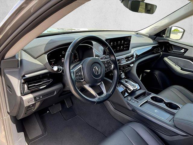 Used 2025 Acura MDX SH-AWD image 13