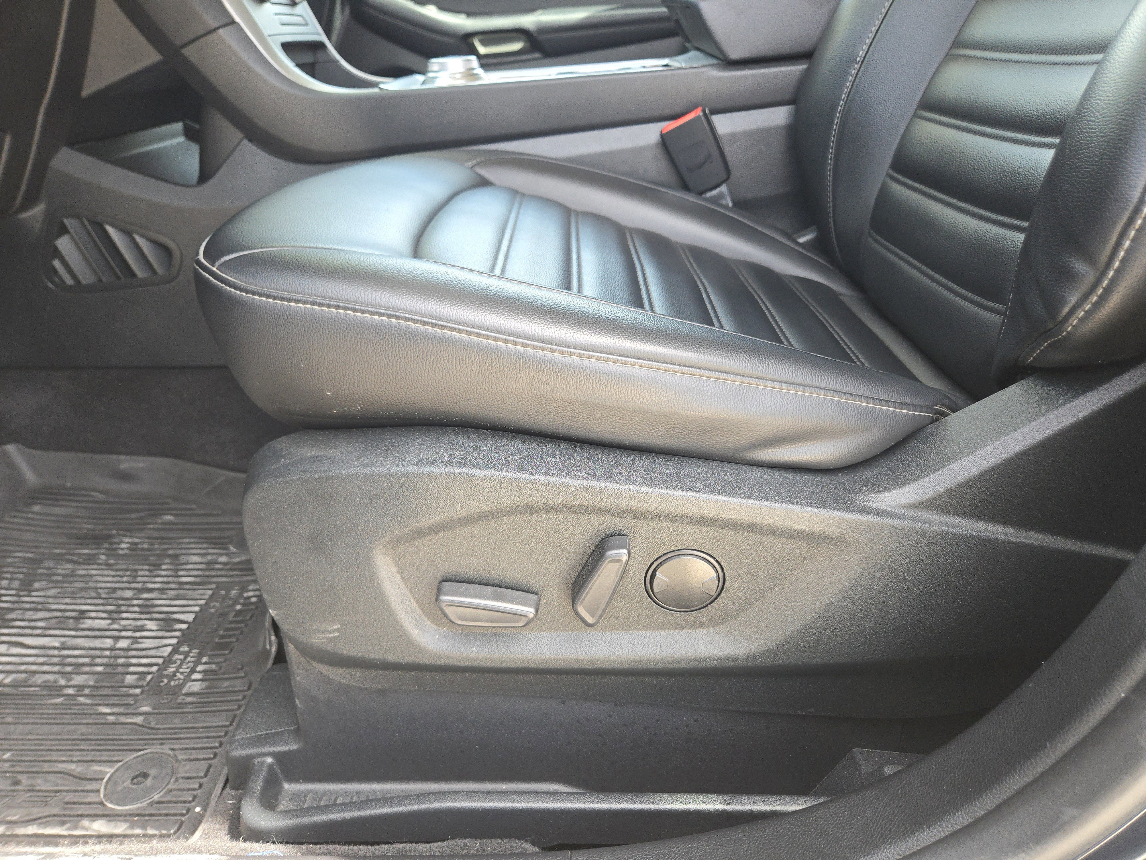 Certified 2022 Ford Edge SEL w/ Convenience Package image 24