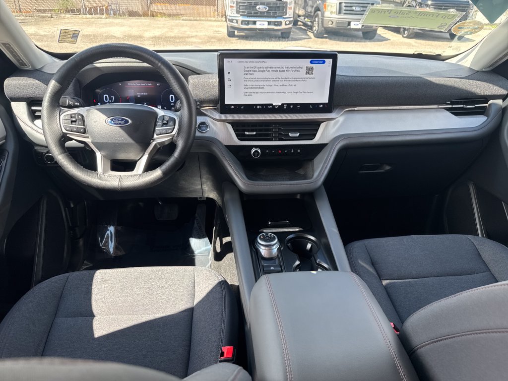 Certified 2025 Ford Explorer Active RWD image 6