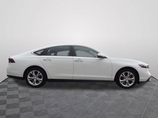 Used 2023 Honda Accord LX image 4