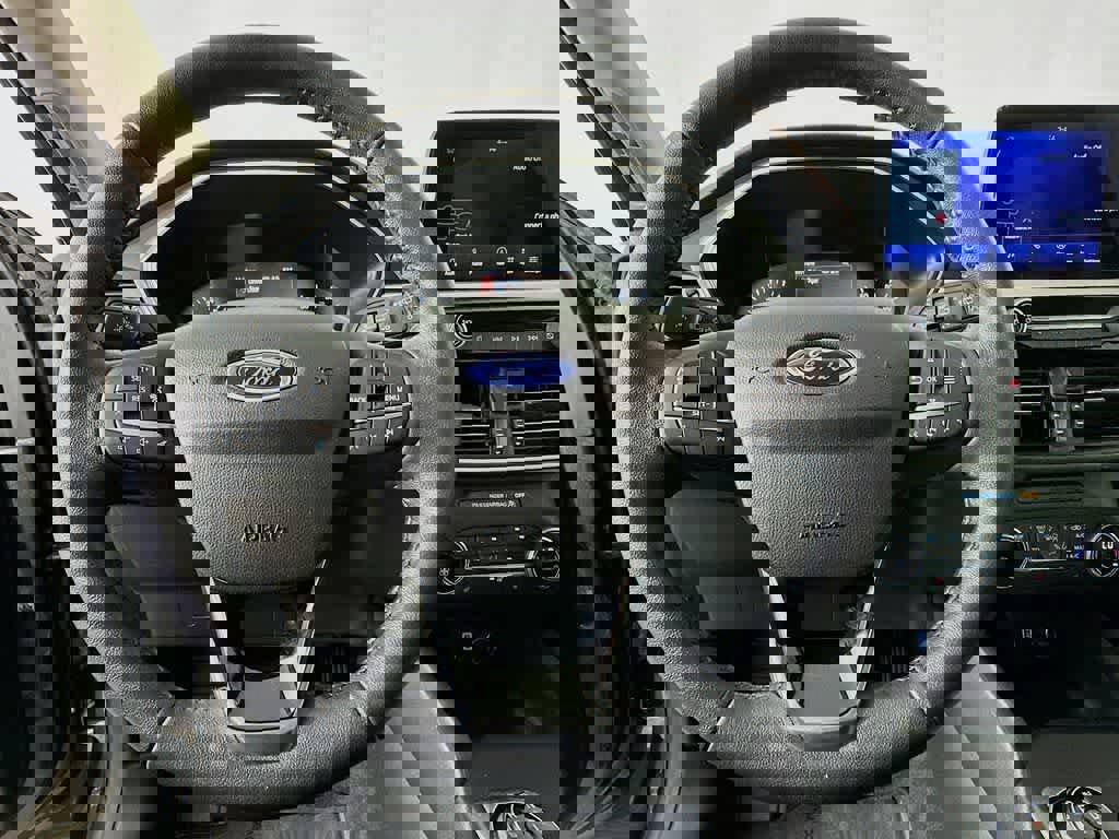 Certified 2020 Ford Escape SEL image 16