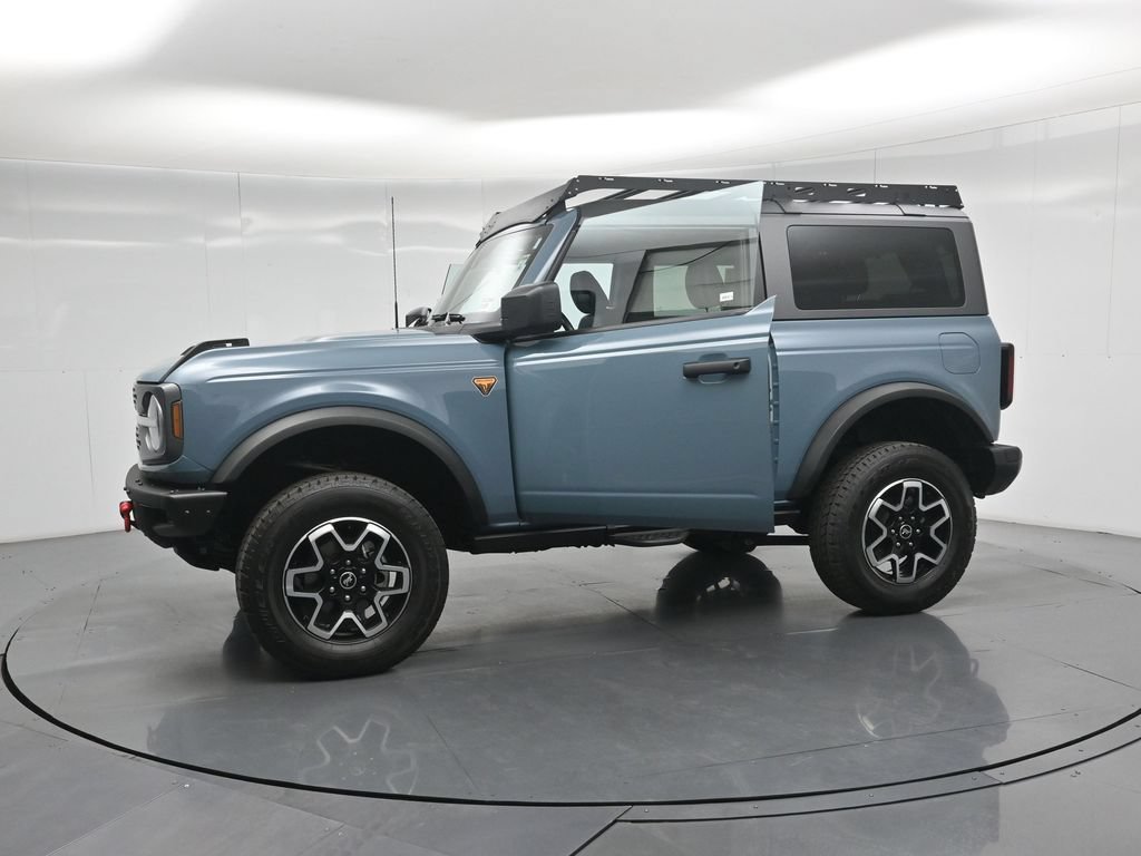 Certified 2022 Ford Bronco Badlands AWD/4WD image 35
