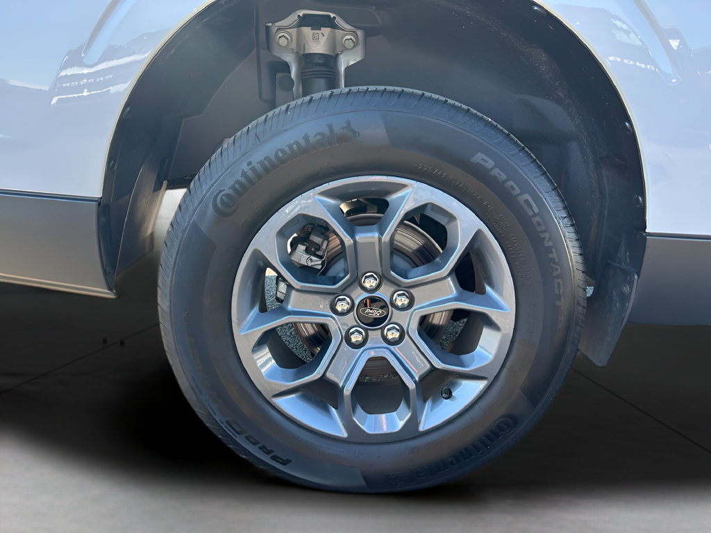 Certified 2025 Ford Maverick XLT FWD image 25