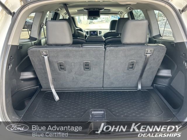 Used 2017 Honda Pilot Touring image 14
