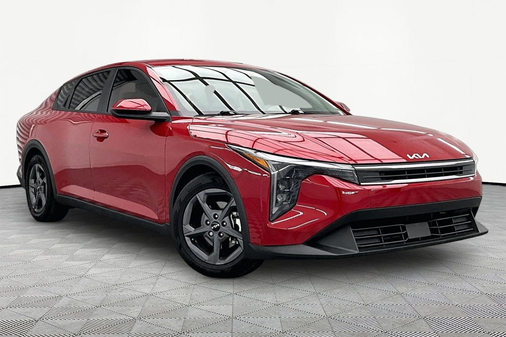Used 2025 Kia K4 FWD image 12