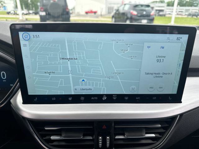 Certified 2025 Ford Escape Platinum AWD/4WD image 17