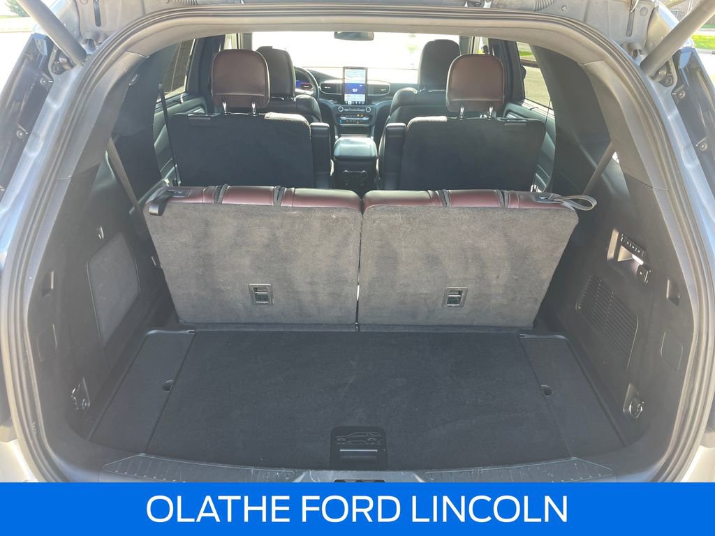Certified 2020 Ford Explorer Platinum w/ Premium Technology Package AWD/4WD image 26