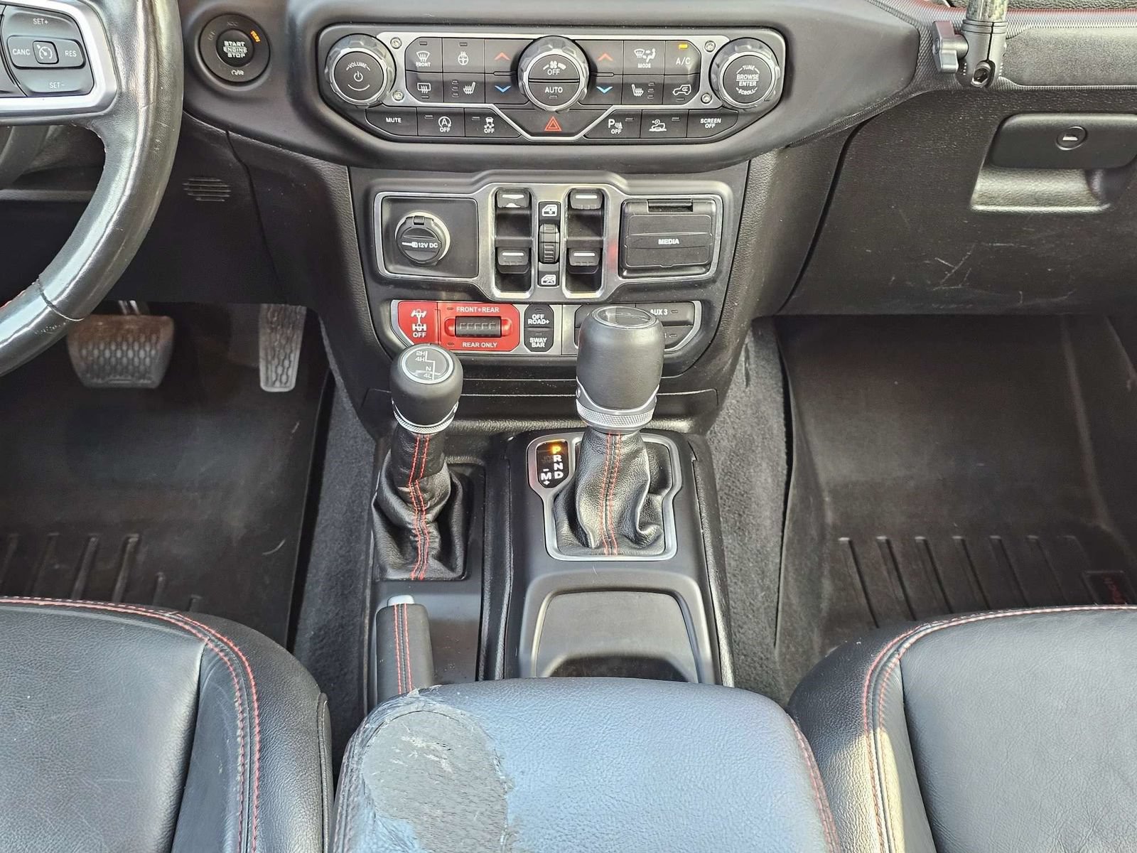 Used 2020 Jeep Gladiator Rubicon AWD/4WD image 19