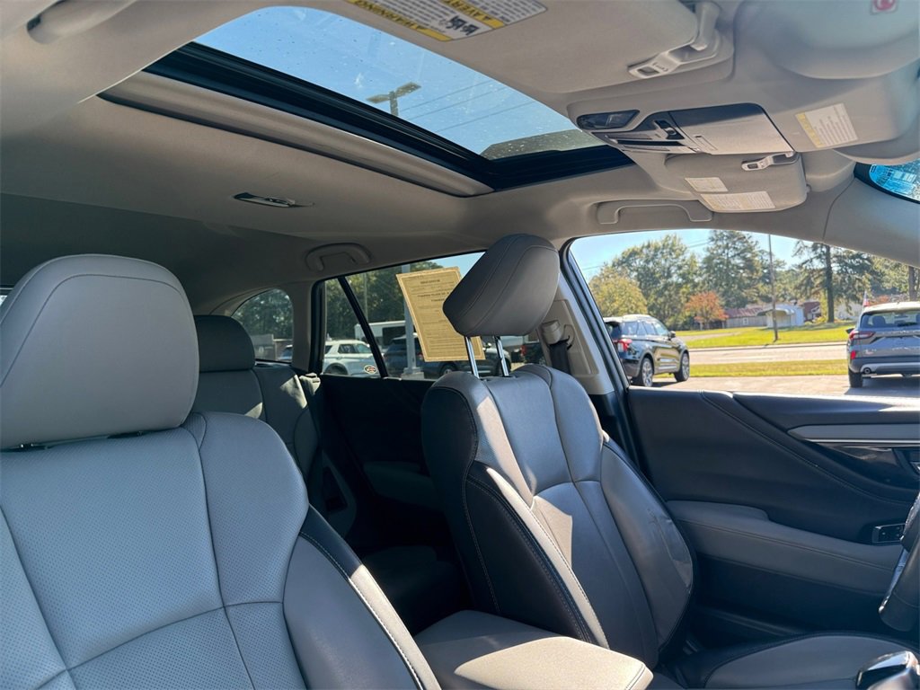 Used 2020 Subaru Outback Limited image 16