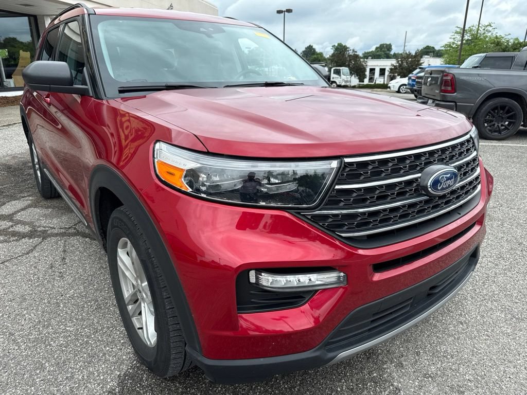 Certified 2024 Ford Explorer XLT w/ Equipment Group 202A AWD/4WD image 14