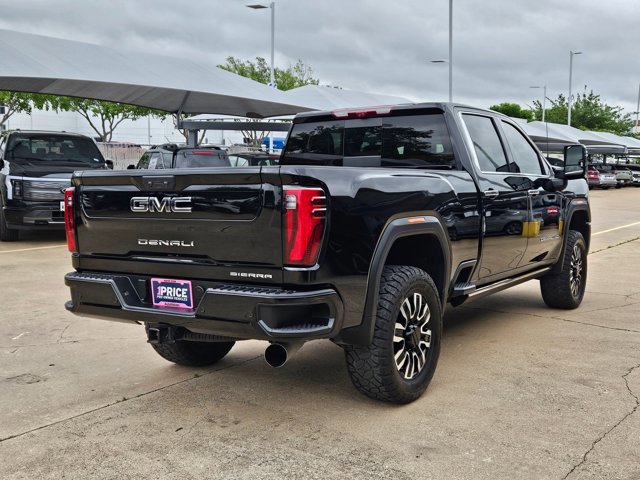Used 2025 GMC Sierra 2500 Denali Ultimate image 3