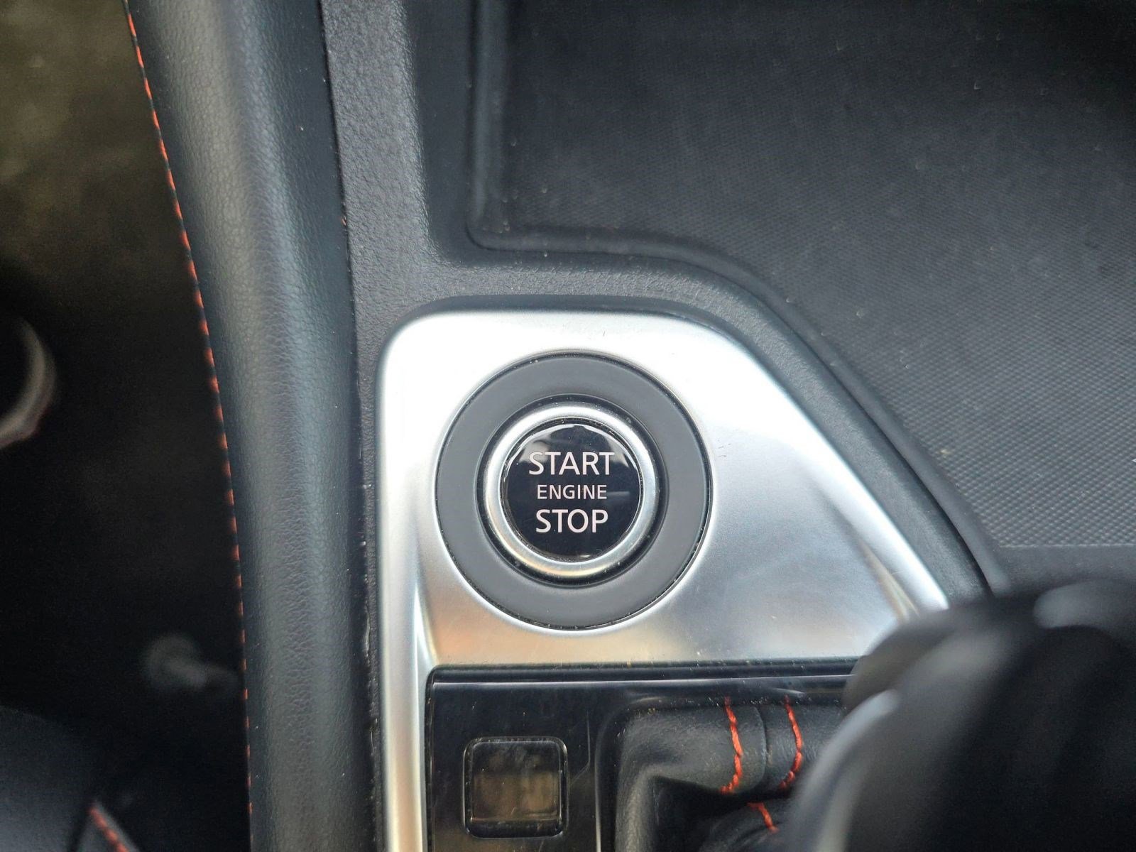 Used 2025 Nissan Sentra SR w/ SR Premium Package image 21