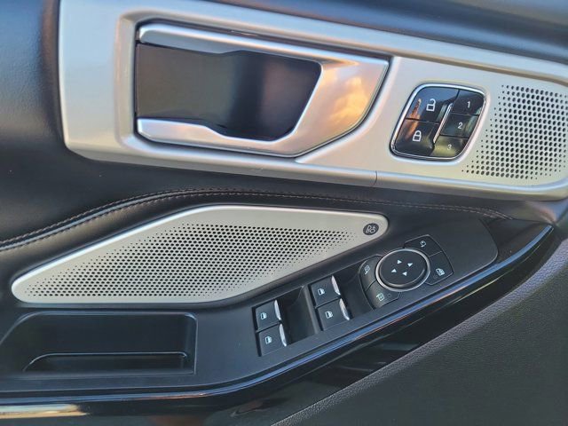 Certified 2023 Ford Explorer Platinum w/ Technology Package image 25