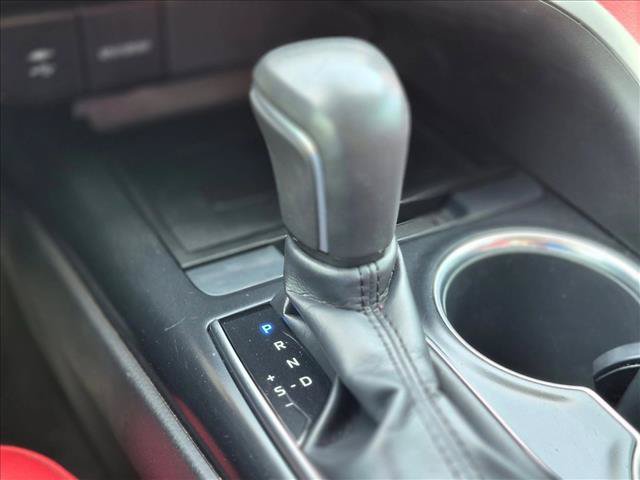 Used 2019 Toyota Camry XSE FWD image 15