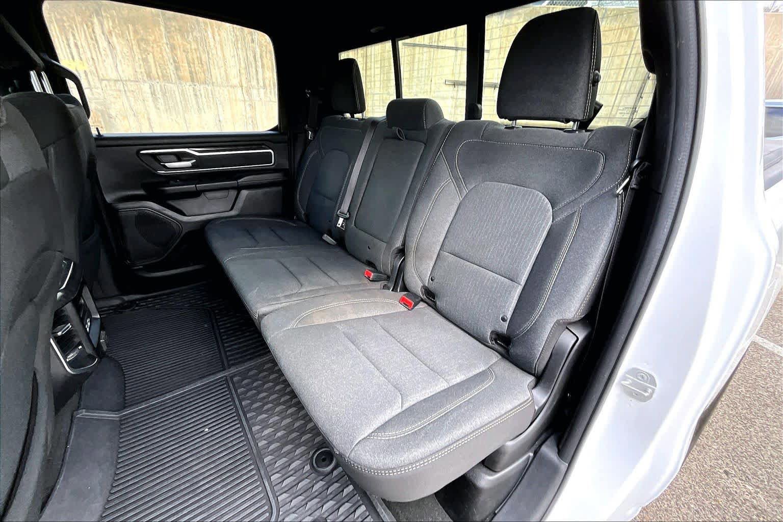 Used 2019 RAM 1500 Big Horn RWD image 23