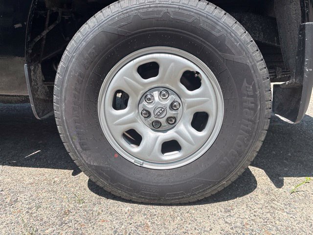 Used 2025 Nissan Frontier S AWD/4WD image 8