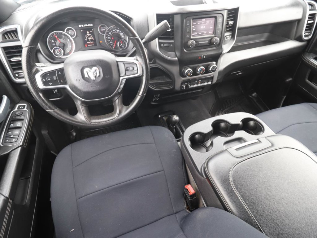 Used 2024 RAM 3500 SLT w/ Quick Order Package 2YG SLT AWD/4WD image 6