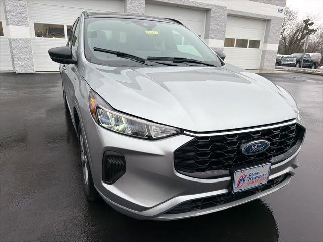 Certified 2023 Ford Escape ST-Line w/ Tech Pack #1 image 2