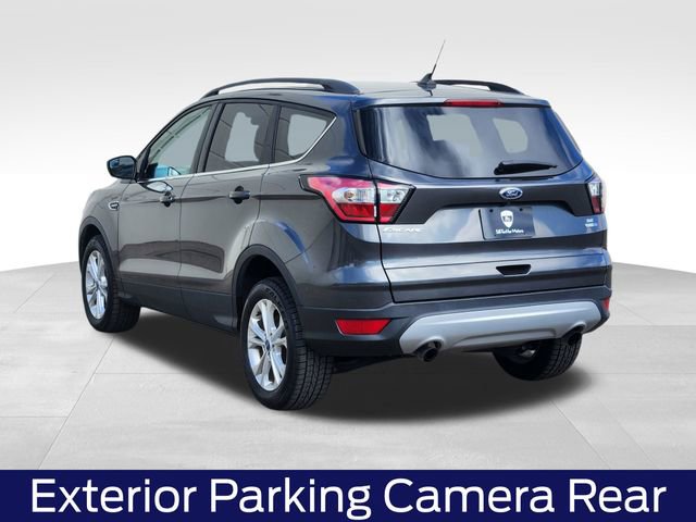 Certified 2018 Ford Escape SE w/ SE Sync 3 Package AWD/4WD image 8