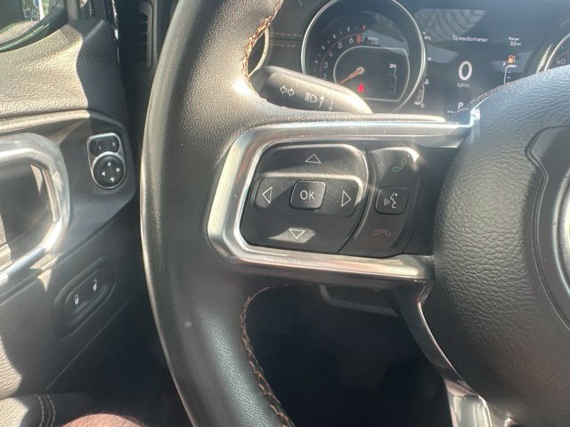 Used 2023 Jeep Gladiator Overland AWD/4WD image 17