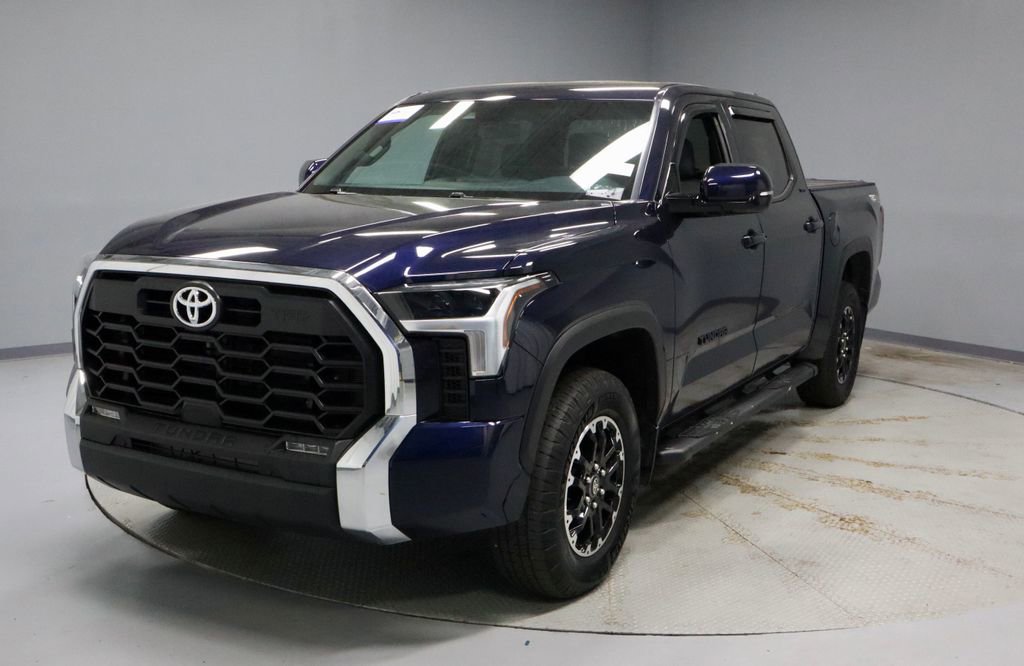 Used 2025 Toyota Tundra SR5 w/ TRD Off-Road Package AWD/4WD image 7