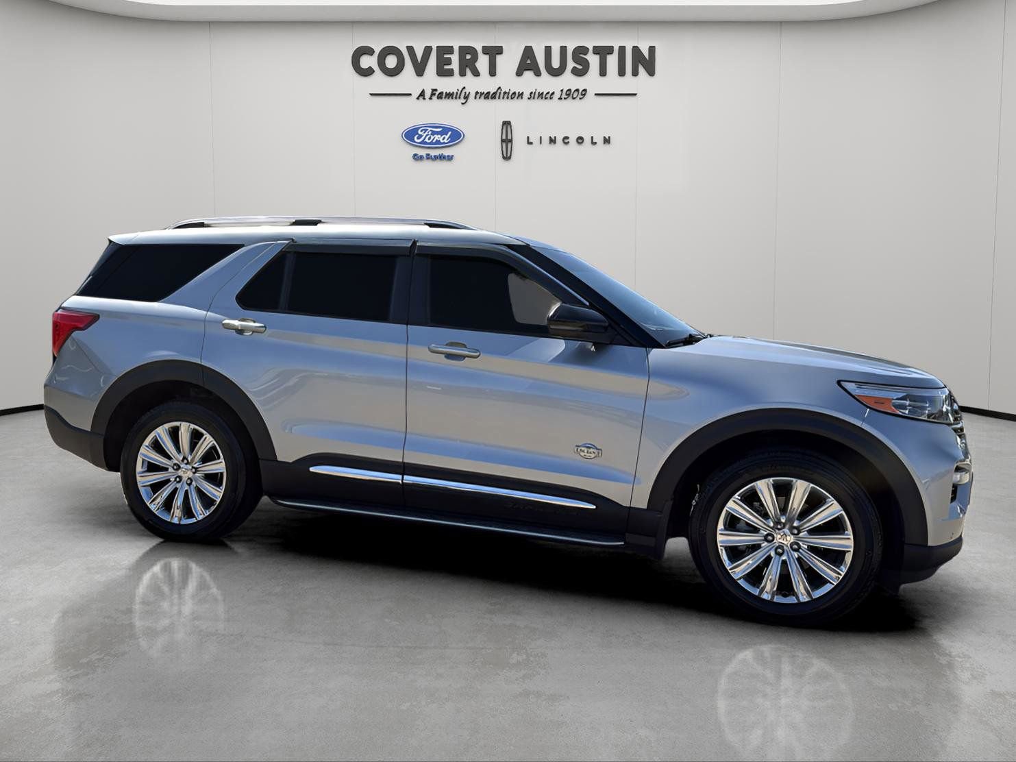 Certified 2022 Ford Explorer King Ranch w/ Premium Technology Package image 6