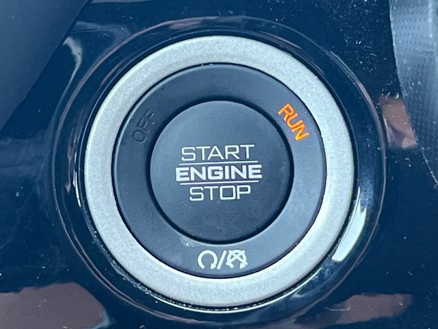 Used 2025 RAM 1500 Limited AWD/4WD image 7