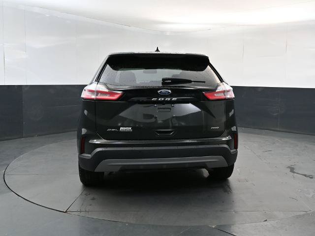 Certified 2022 Ford Edge SEL w/ Convenience Package AWD/4WD image 4