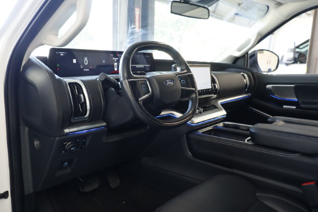 Certified 2025 Ford Expedition Max Platinum AWD/4WD image 10