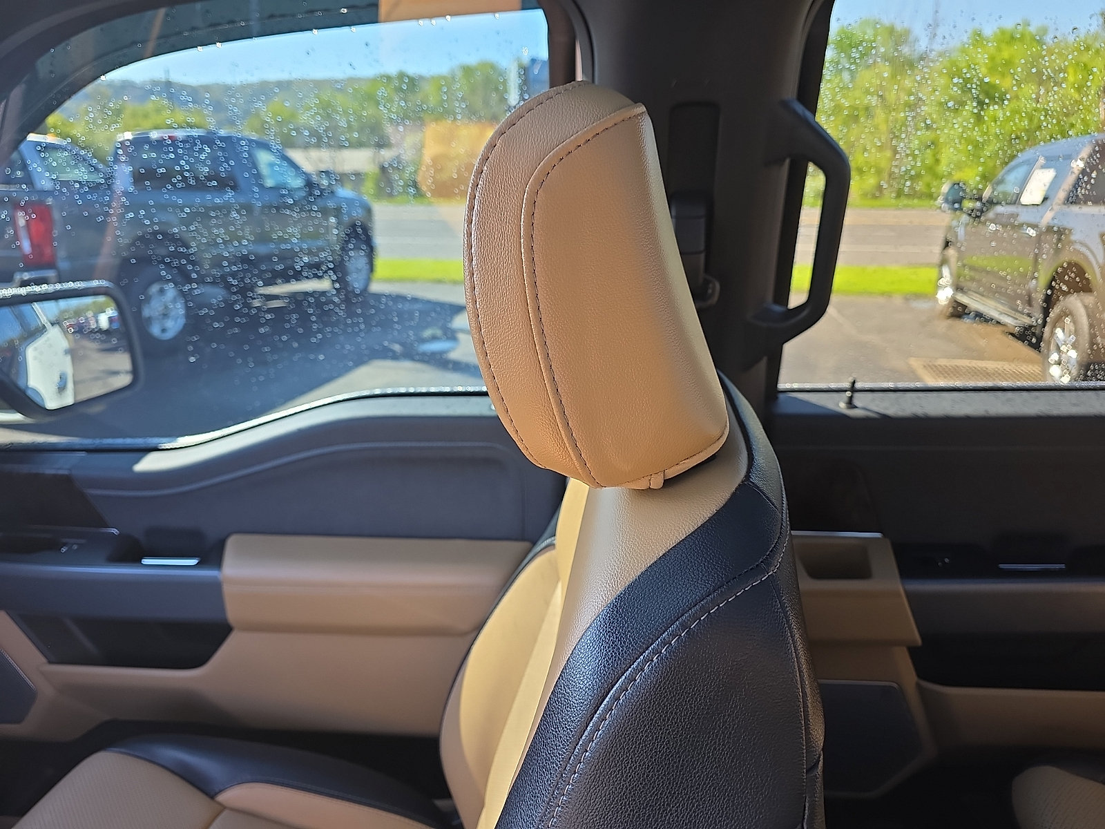 Certified 2022 Ford F150 Lariat w/ Max Trailer Tow Package AWD/4WD image 17