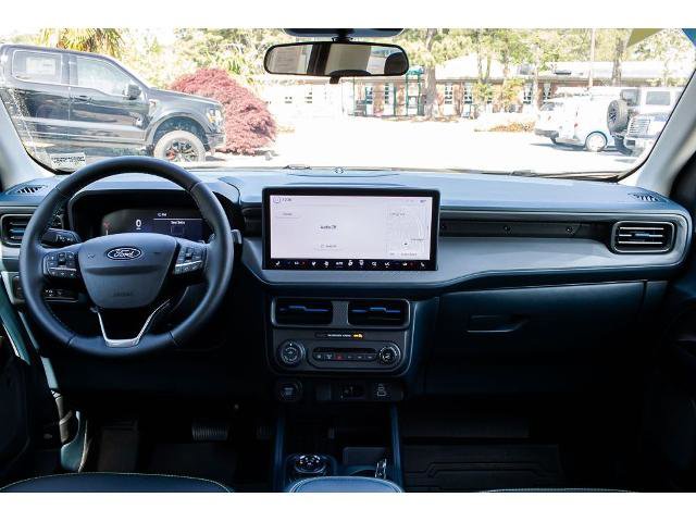 Certified 2025 Ford Maverick Lobo AWD/4WD image 12