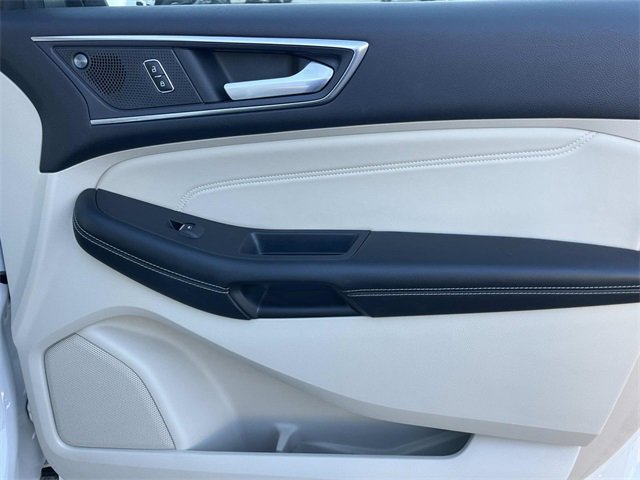 Certified 2023 Ford Edge Titanium w/ Class II Trailer Tow Package image 24