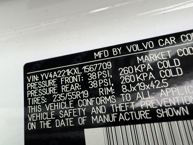 Used 2020 Volvo XC90 T6 Momentum AWD/4WD image 32